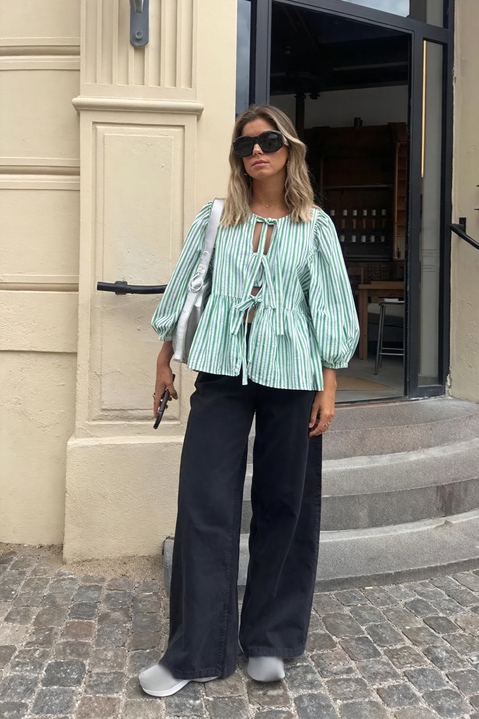 Selected Variant Image