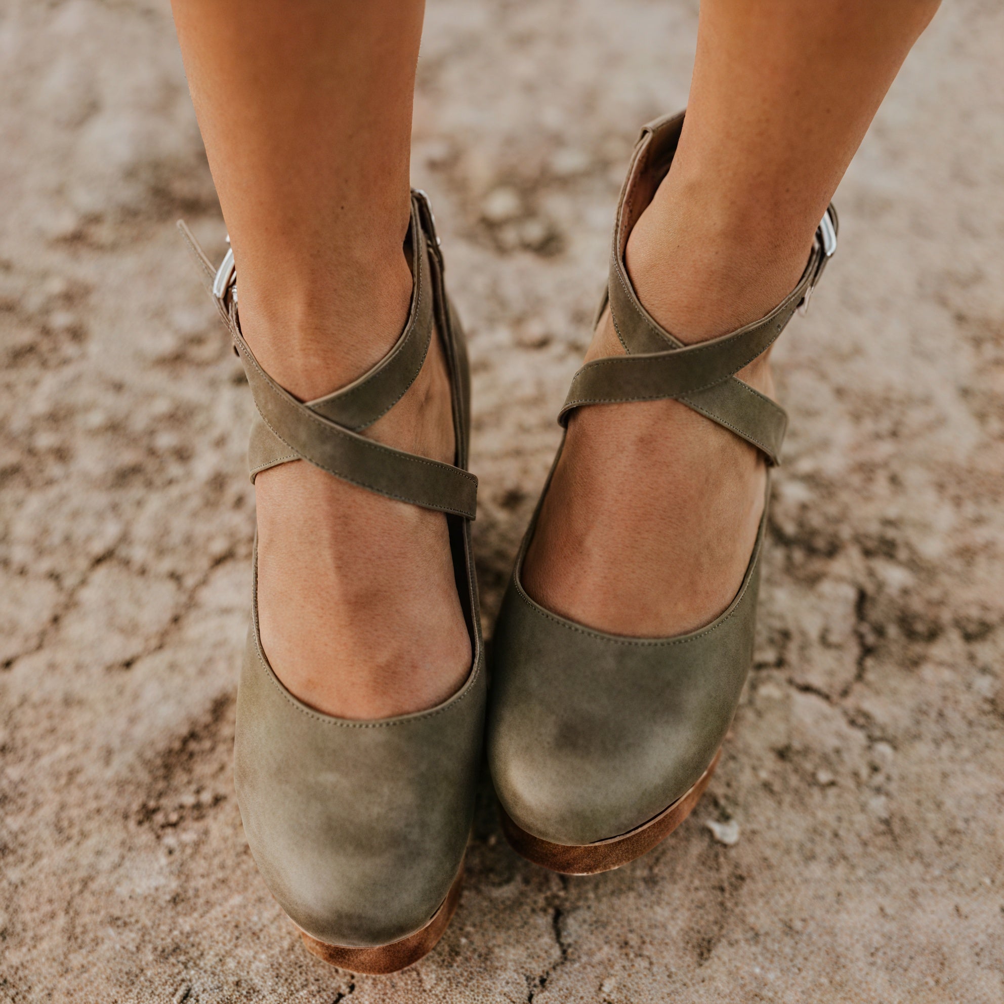 Dame Platform Sandal – Læder, Træsål, Ankelrem Lukning-83366-9db21935-cf5a-4b84-b760-ef7978a65042