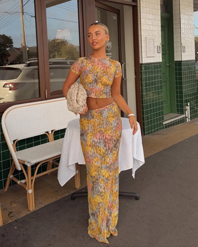 Blomstret Todelt Sæt – Crop Top & Maxi Nederdel