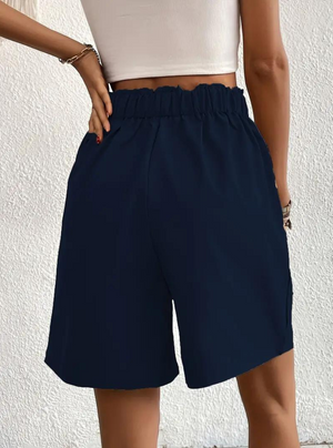 Kvinders Shorts – Højtaljede Plisserede med Funktionelle Lommer, Elegant Stil-82558-8369a4ca-1d25-4307-b8d2-4fe877935813