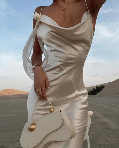 Dame Maxikjole – Satin, Vandfaldsudskæring, Spaghettistropper, Gulvlængde-83831-8a96ab4d-4552-48b9-878d-c9759d2be7fe