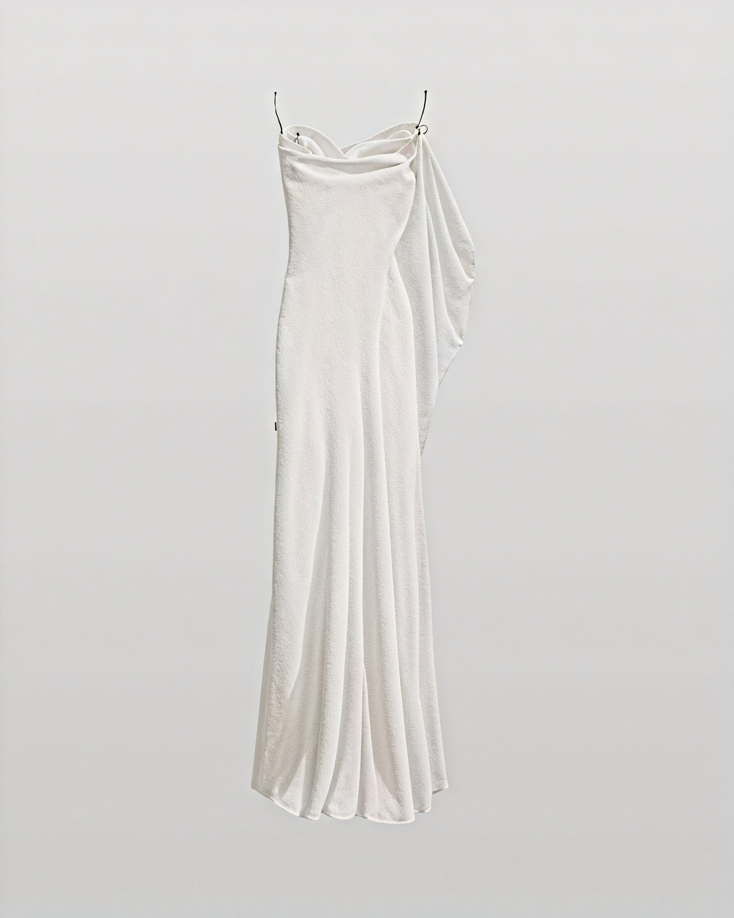 Dame Maxikjole – Satin, Vandfaldsudskæring, Spaghettistropper, Gulvlængde-83831-00001a11-524b-4c5f-a8c5-e37f59d26654