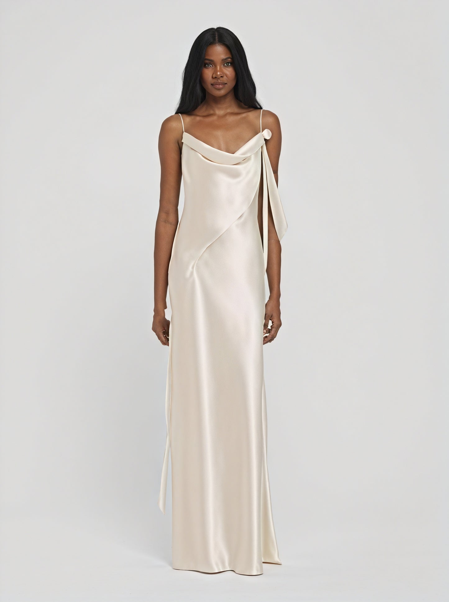 Dame Maxikjole – Satin, Vandfaldsudskæring, Spaghettistropper, Gulvlængde-83831-c386d1d3-536d-42dc-9e0f-a812a44c6b33