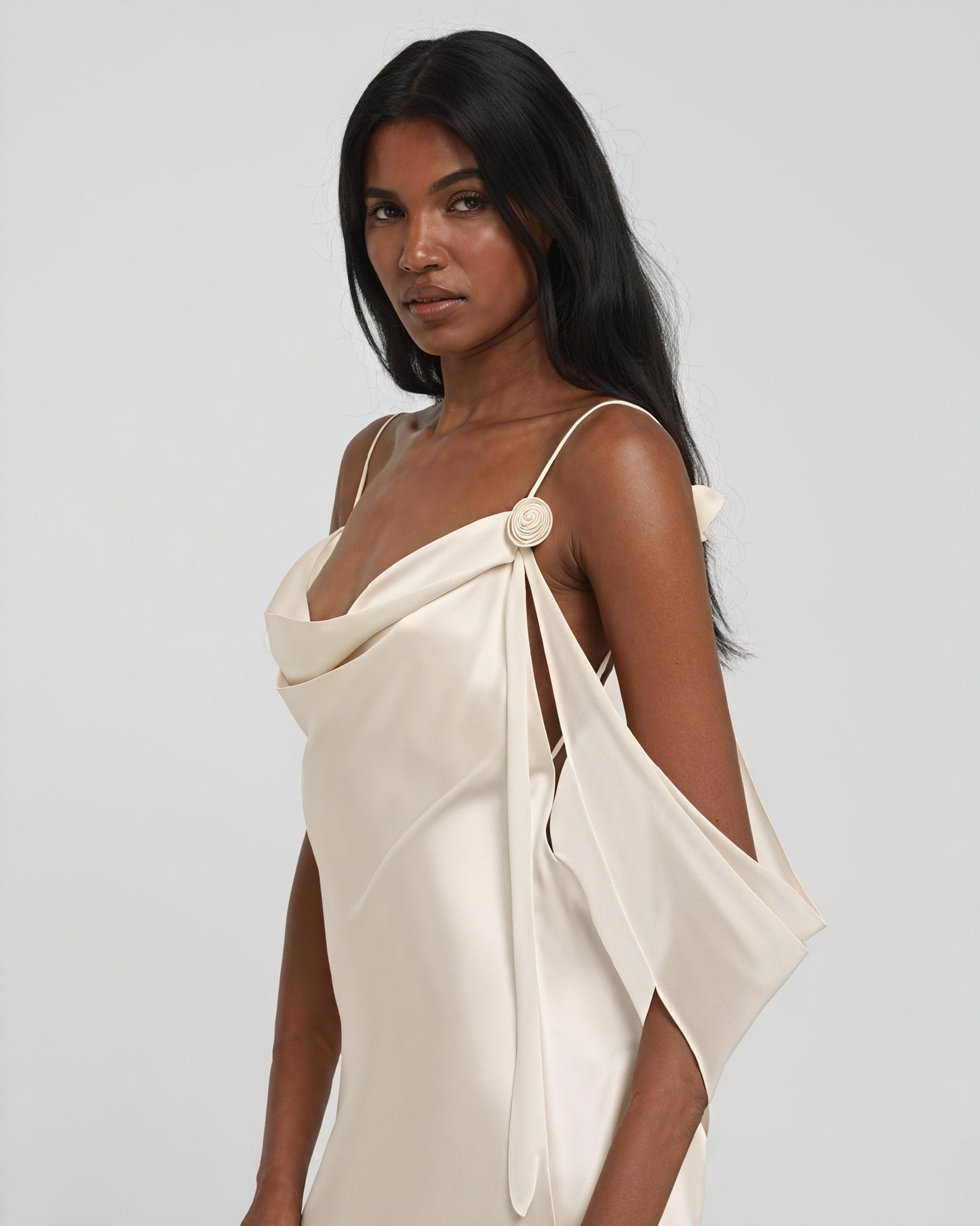 Dame Maxikjole – Satin, Vandfaldsudskæring, Spaghettistropper, Gulvlængde-83831-b760b857-21dd-416e-a020-dfa62c8cadb4