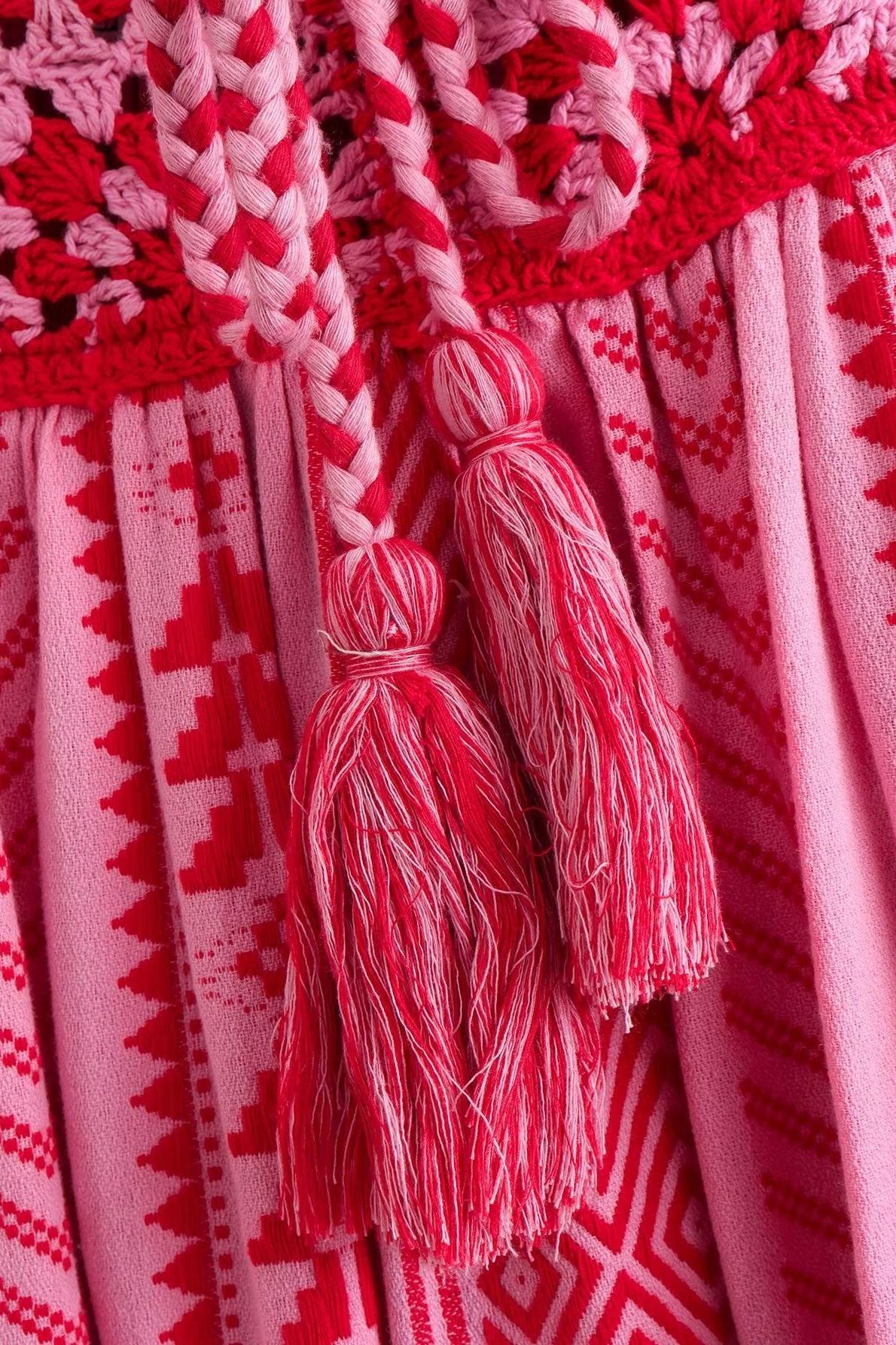 Boheme Sommerkjole med Broderi og Spaghettistropper
