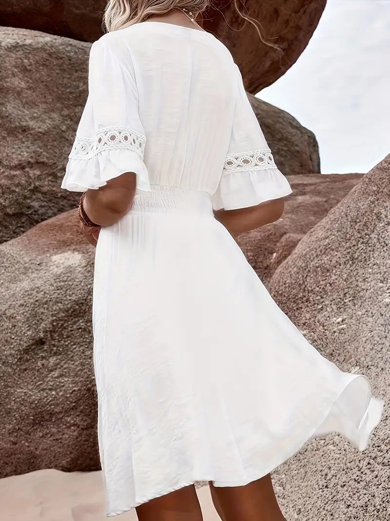 Blomstret Blondekjole med V-Hals