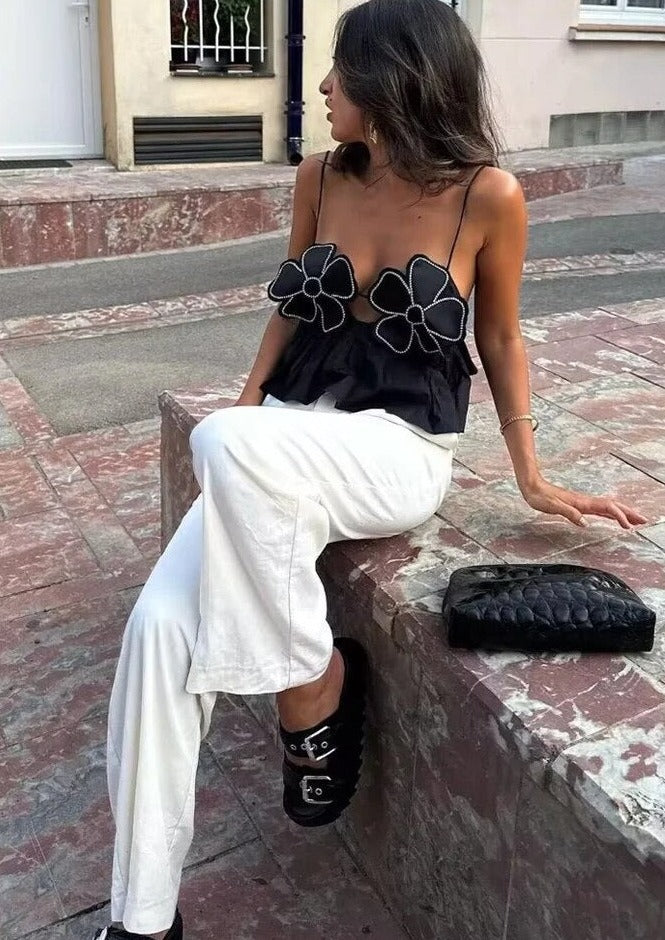 Blomstertop med Peplum og Halterneck