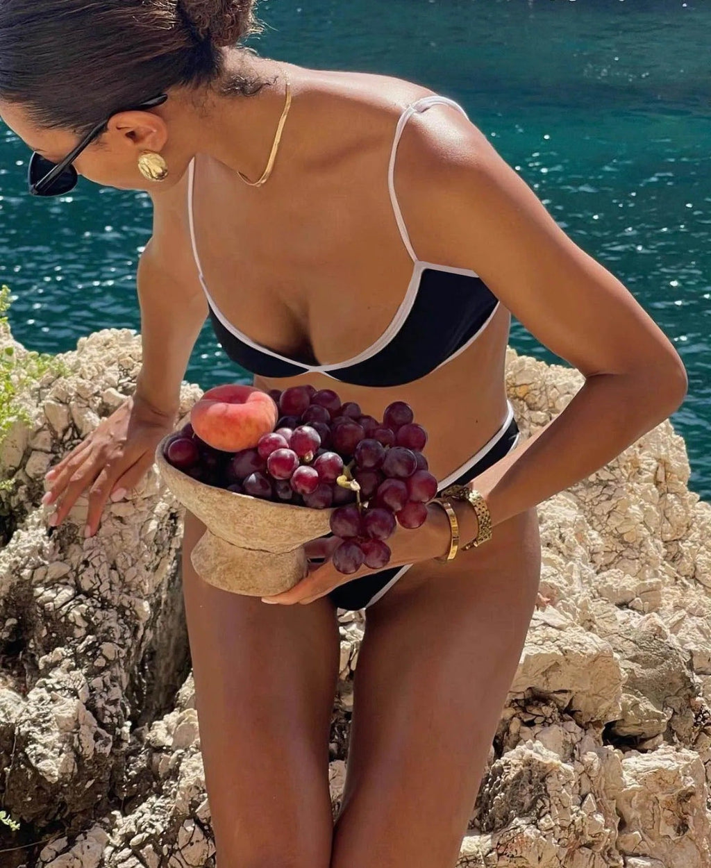 Dame Bikini – Trekantstop, Højtaljet Underdel, Kontrastkant Design, Norideen-81470-9b60e230-8e08-46c0-9313-ac659ac3411e