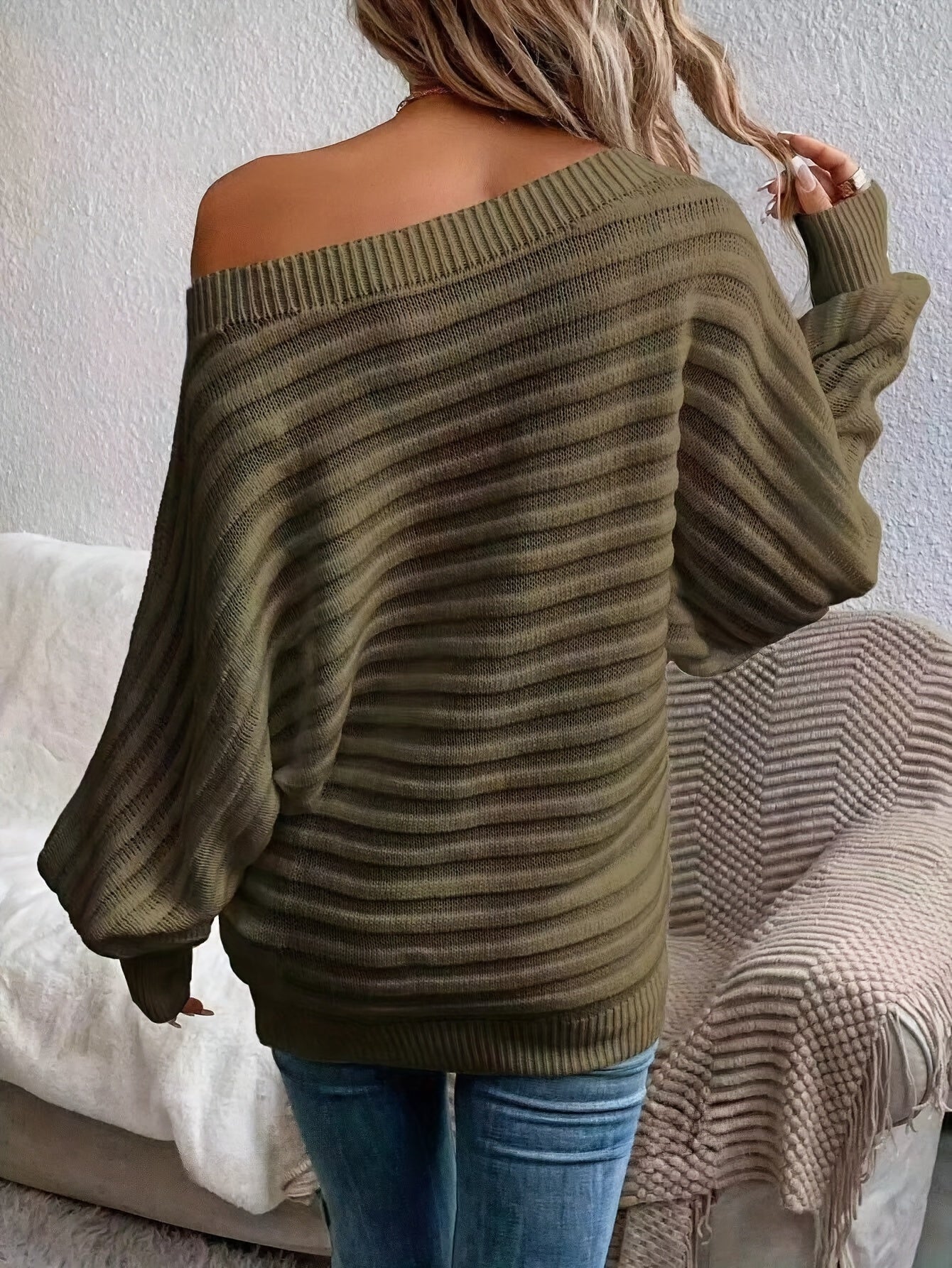 Dame Kjole – Ribstrikket, Off-Shoulder Design med Lange Ærmer-74368-9c9d8691-8936-497f-9ee6-fc5d88a5c83c