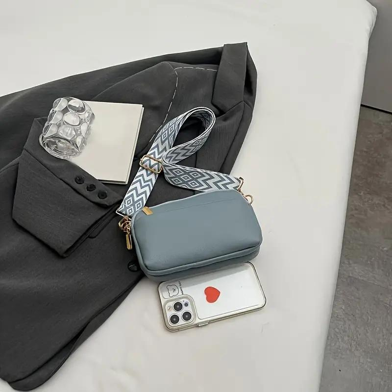 Crossbody Taske med Geometrisk Detalje