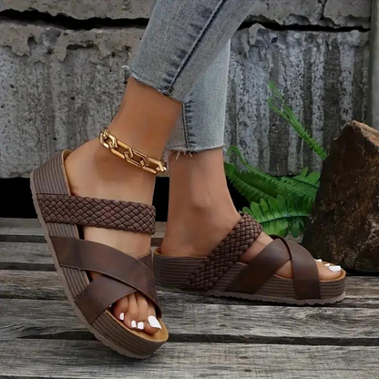 Platform Sandaler med Flettede Krydsremme