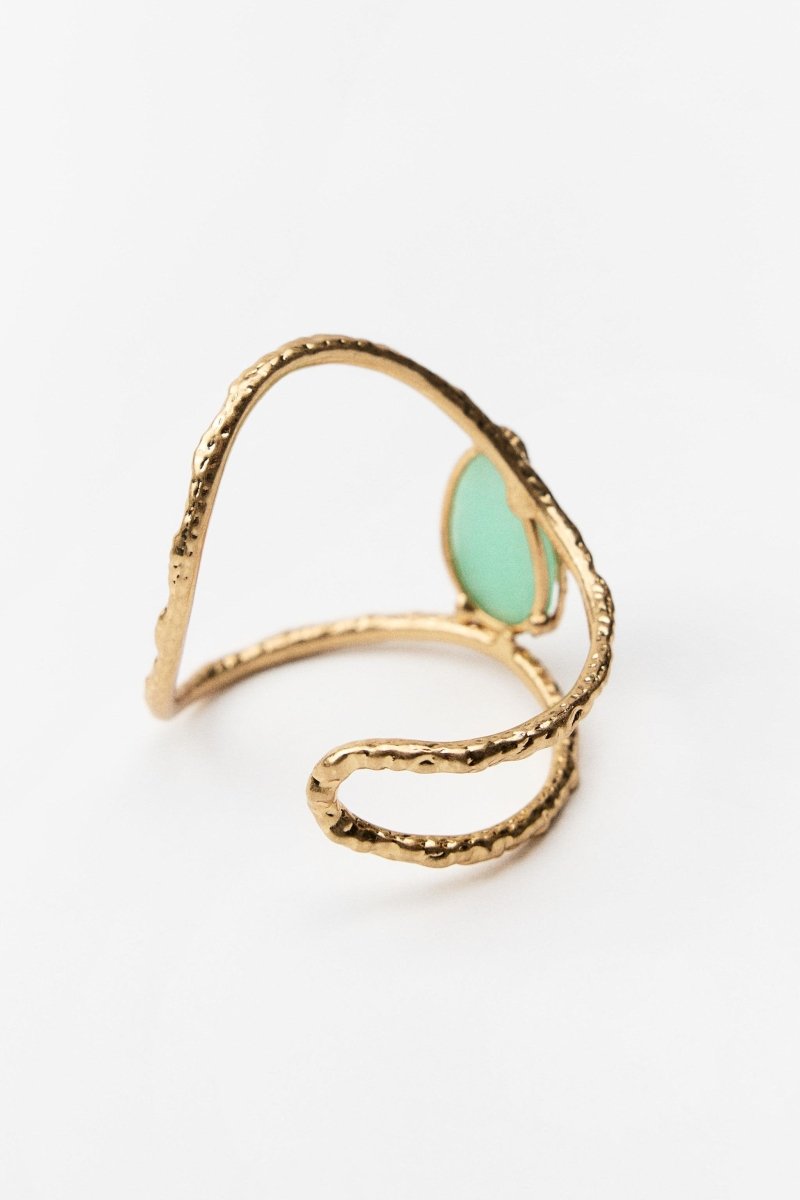 Skulpturel Armring med Oval Ædelsten