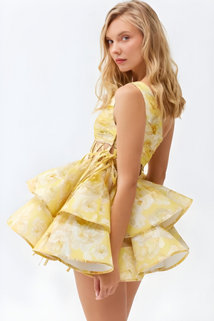 Damekjole One-Shoulder – Blomstret Flæseskørt, Asymmetrisk Kant-83680-aea732fb-9641-4c41-9e4d-0e0ffe742795