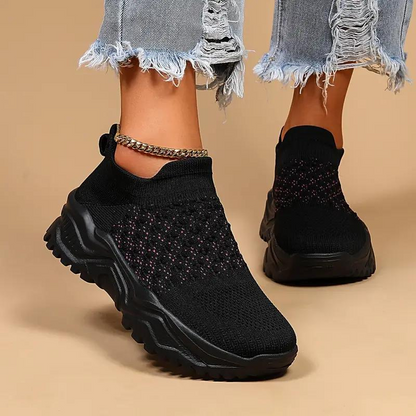 Slip-on Sneakers: Åndbar Komfort, Chunky Sål