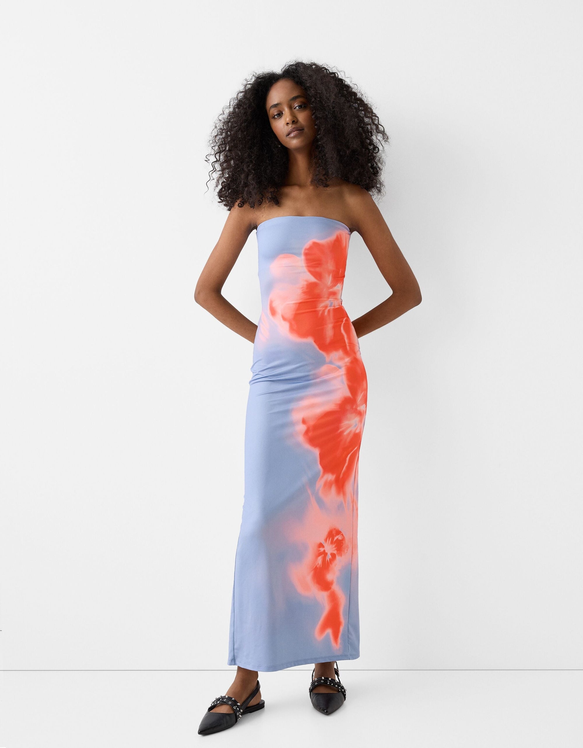 Figursyet Strapless Kjole med Gradient