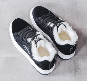 Sneakers med Faux Fur og Tyk Sål