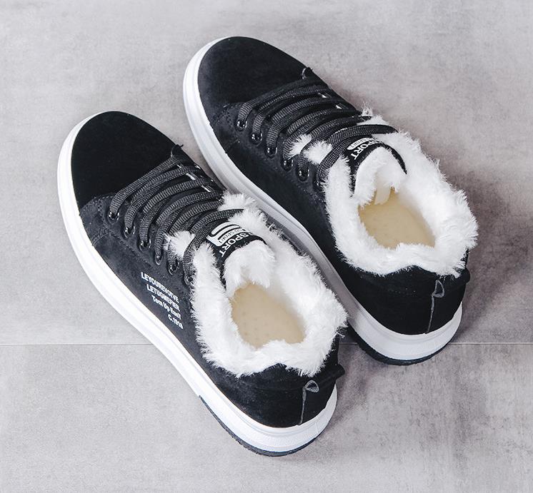 Sneakers med Faux Fur og Tyk Sål