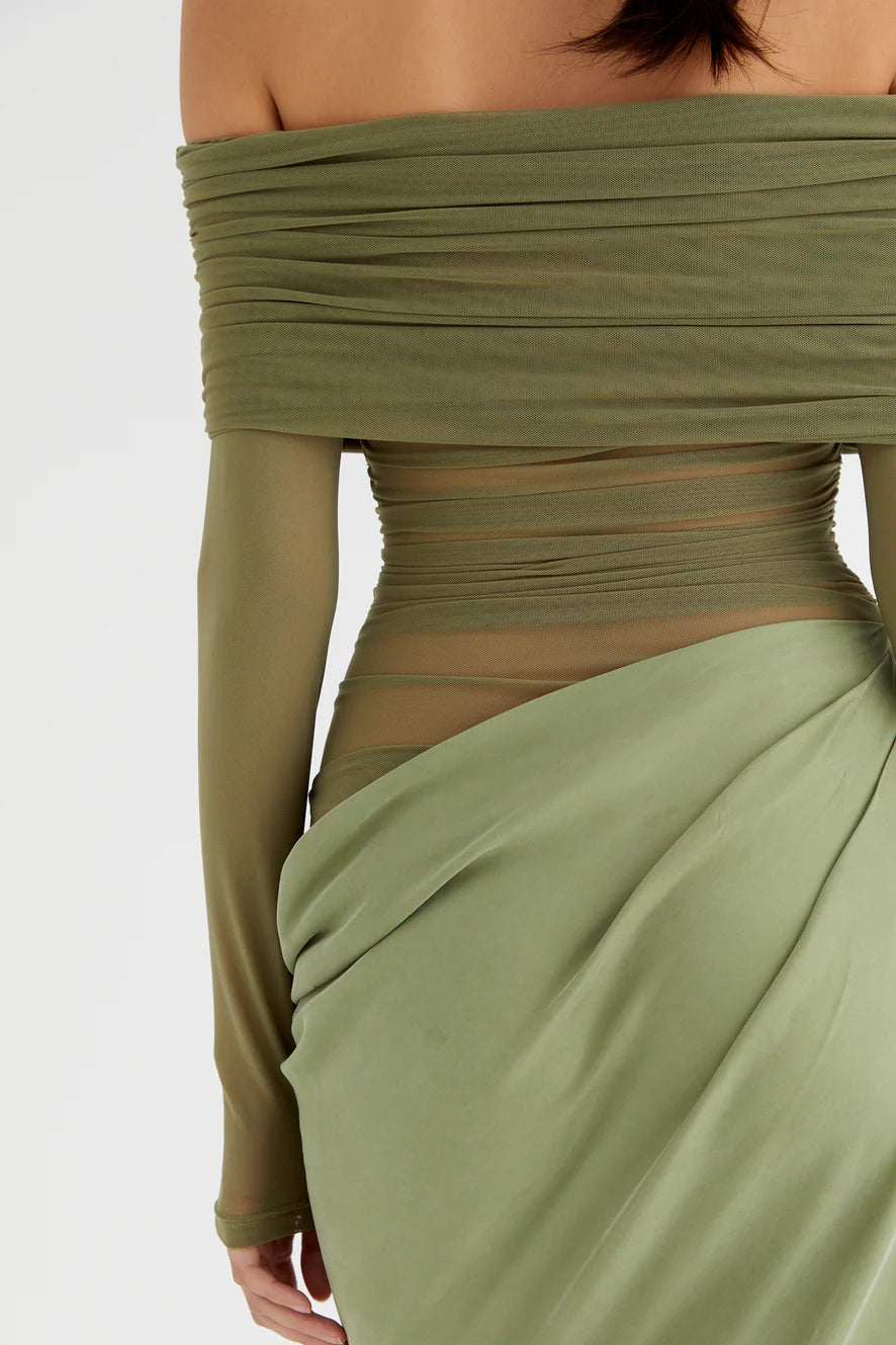 Draperet Aftenkjole med Off-Shoulder