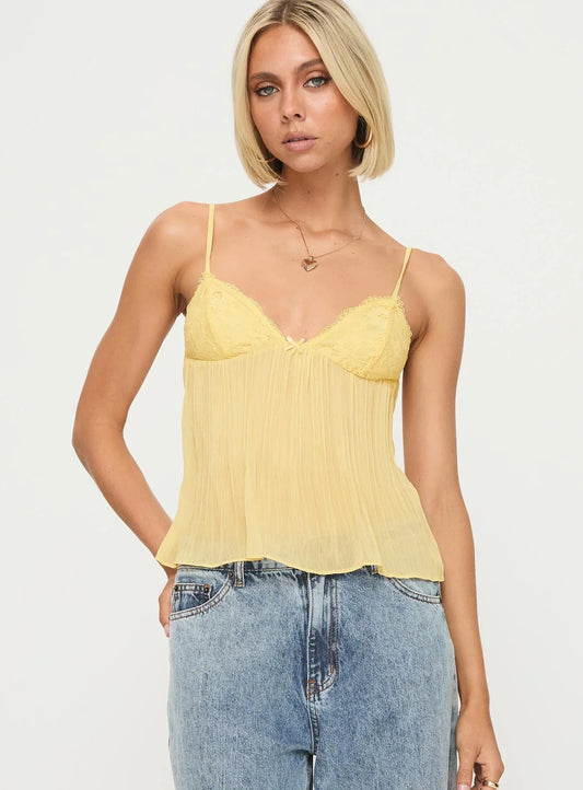 Kvinders Gul Cami Top – Blondekant, Plisseret Stof, Delikat Design-83482-d6090cfd-ab6b-4bad-94c0-164ab1de4126