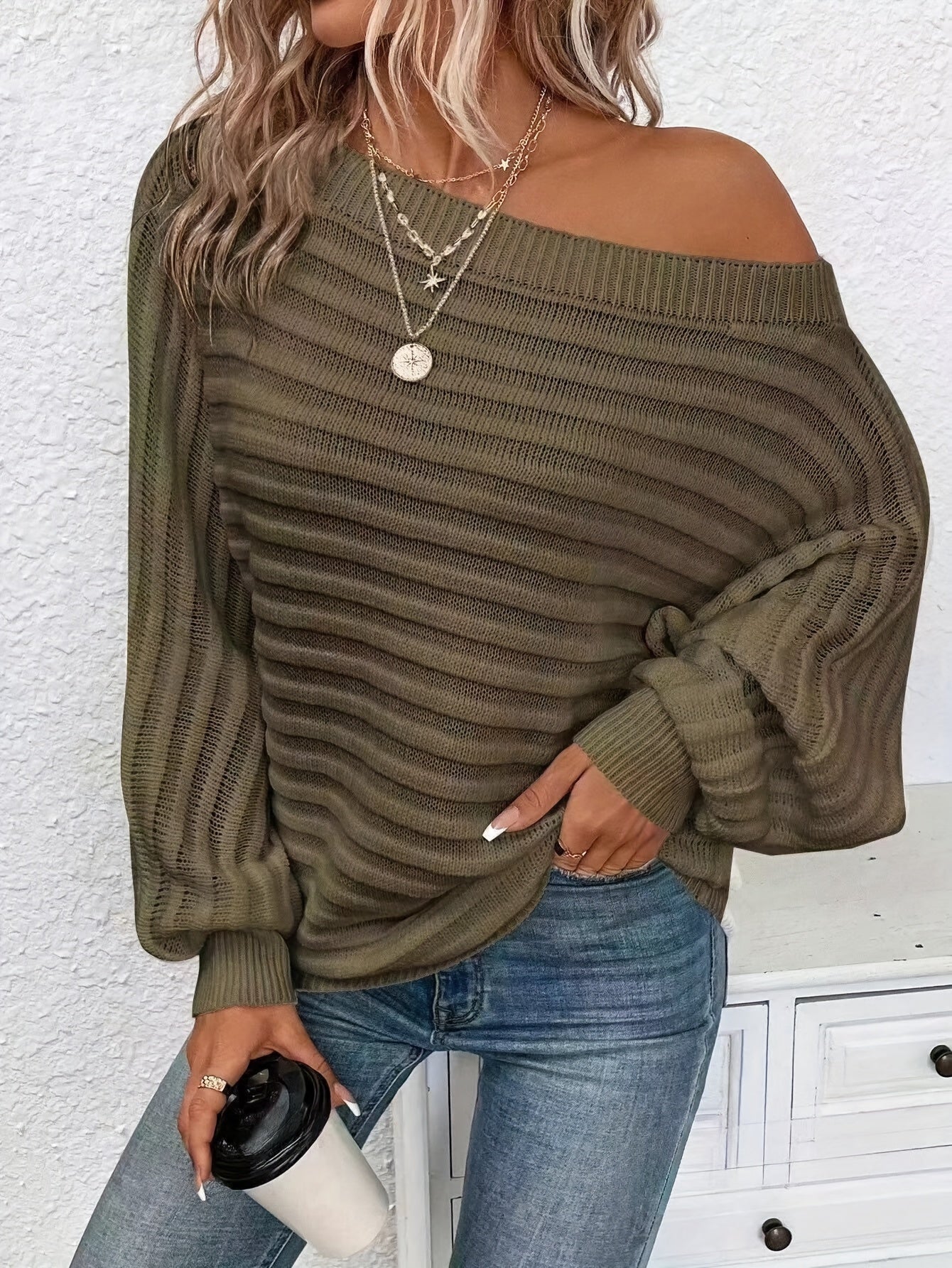 Dame Kjole – Ribstrikket, Off-Shoulder Design med Lange Ærmer-74368-e505ed07-5504-4a85-a2f2-b3eef277c3e6