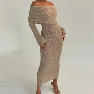 Skinnende Kjole med Off-Shoulder og Flared Ærmer