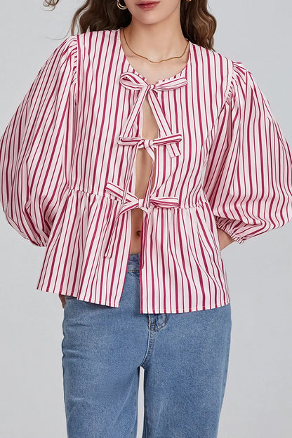 Norideen Dame Bluse med Sløjfedetaljer, Peplumkant og ¾-Ærmer – Fås i Flere Farver-83302-e94139da-b7bb-49bc-ad00-089ee80985c6