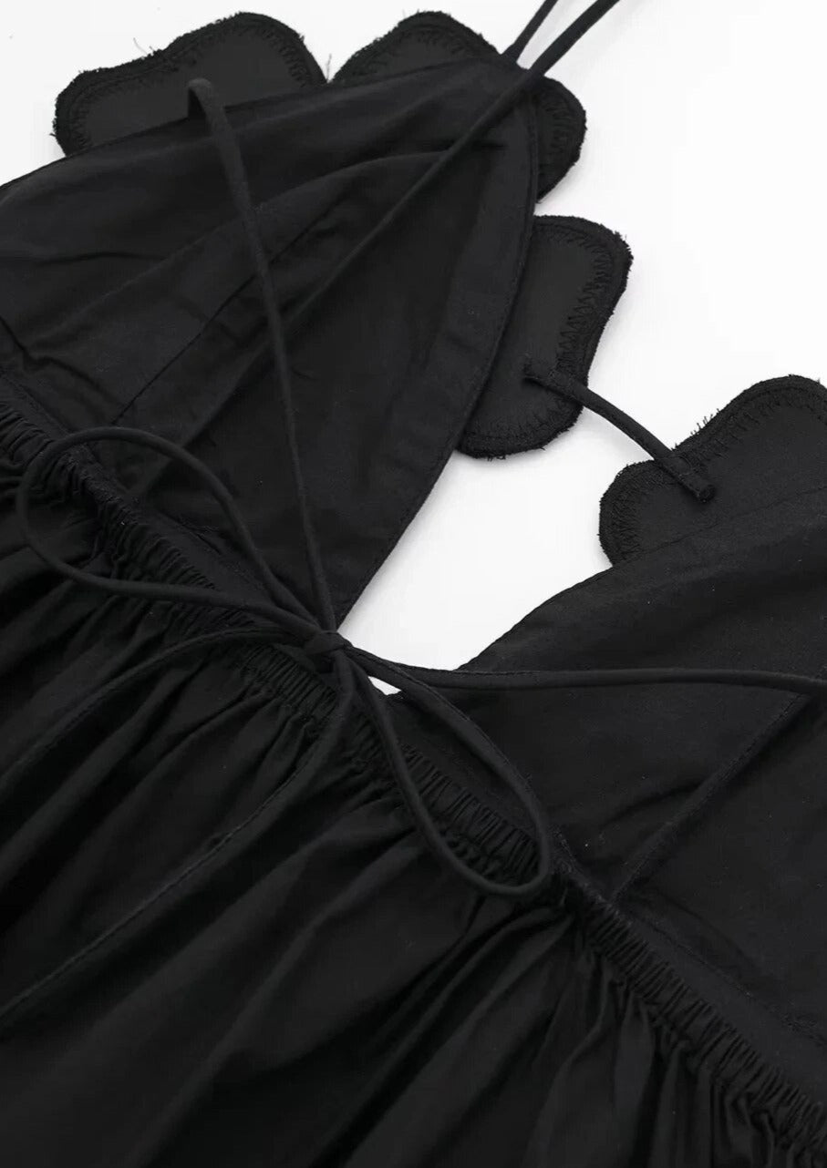 Blomstertop med Peplum og Halterneck