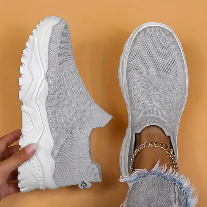 Slip-on Sneakers: Åndbar Komfort, Chunky Sål