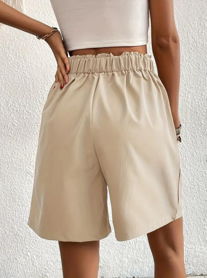 Kvinders Shorts – Højtaljede Plisserede med Funktionelle Lommer, Elegant Stil-82558-f24529cf-7eb6-45a0-a1d8-d847d43c149e