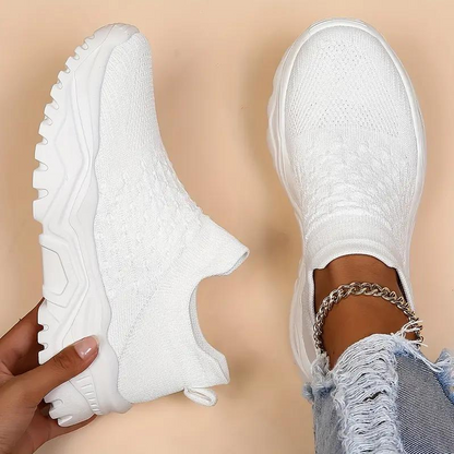 Slip-on Sneakers: Åndbar Komfort, Chunky Sål